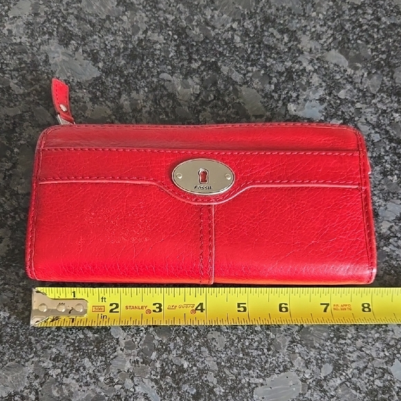 Fossil Red Leather Wallet - Picture 10 of 14
